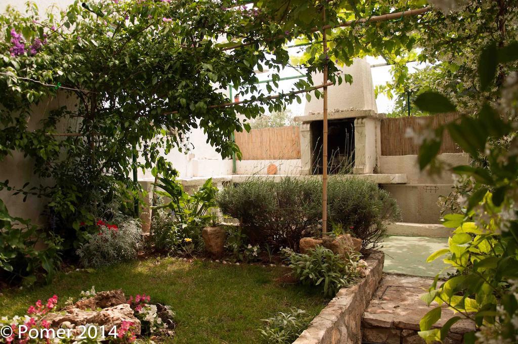 Apartments Finera Pomer Habitación foto